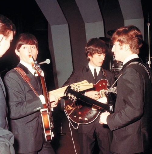 The Beatles: история за каждой песней - i_011.jpg