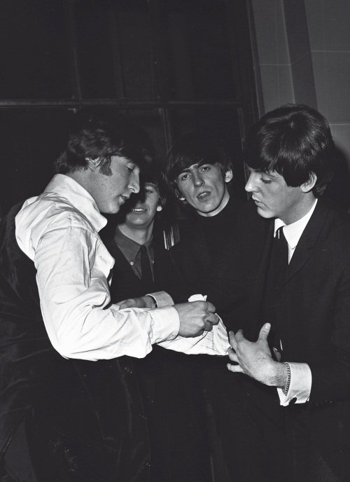 The Beatles: история за каждой песней - i_022.jpg