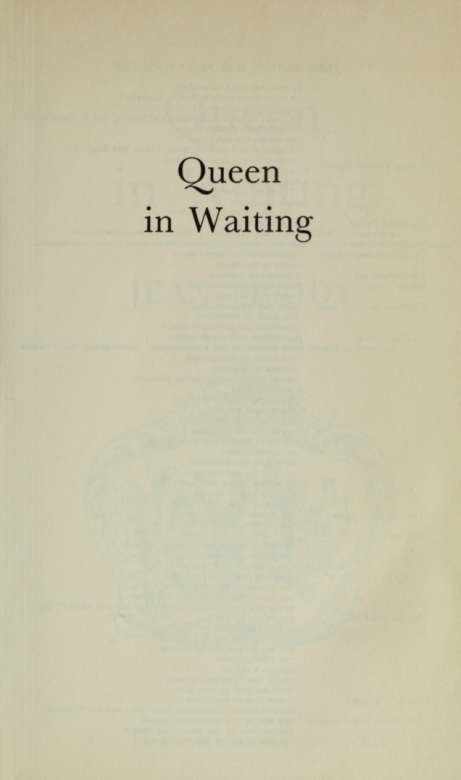 Queen in Waiting  - _4.jpg